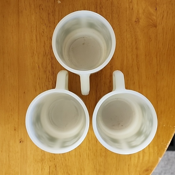 Anchor Hocking Fire King Green Daisy Flowers Milk Glass Coffee Mug Tea - Picture 5 of 5